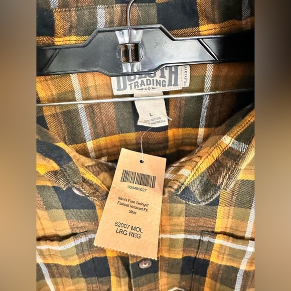 Duluth Trading Free Swingin Flannel Shirt Men L Plaid Gold Arm Gussets Work 1697 - Picture 3 of 5
